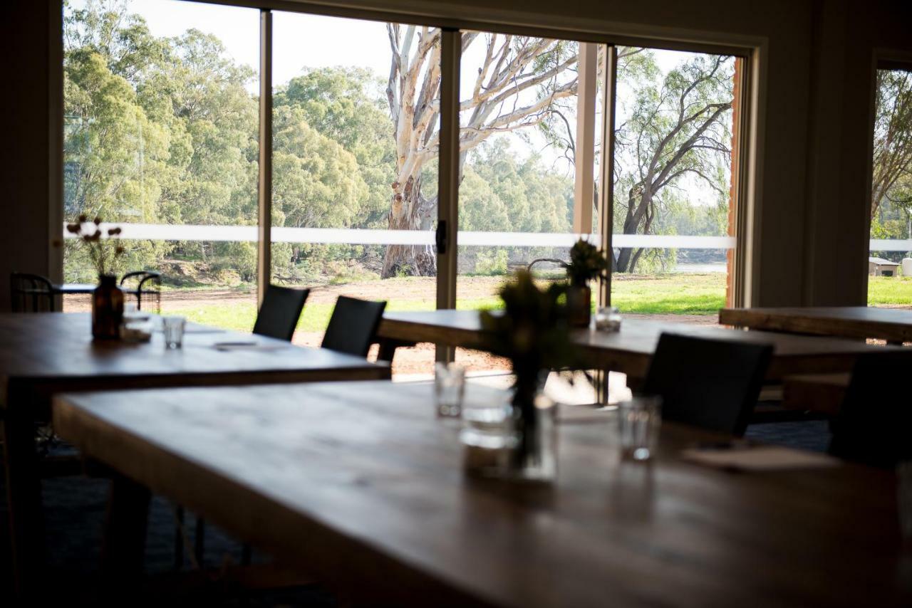 Cadell On The Murray Motel Moama Exterior foto